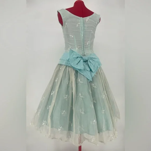 Light Blue 1950s-1960s Fit & Flare Party Dress W/ Bow Back & Embroidered Chiffon - Picture 3 of 16